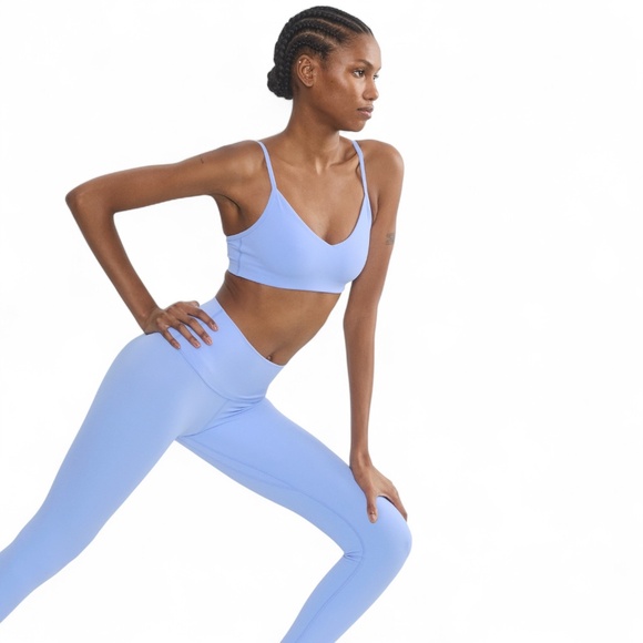 Golden Butter Cheeky Hi-rise 26” Legging in Dayflower Blue - Picture 4 of 11